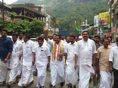 ഡീനിന് സ്വീകരണമൊരുക്കി പാര്‍ട്ടി പ്രവര്‍ത്തകര്‍: എംപിയെ വരവേറ്റ് ഇടുക്കി ജനത