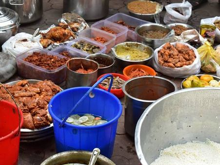 കോഴിക്കോട്ട് ഹോട്ടലുകളില്‍ പരിശോധന; 250 കിലോ പഴകിയ ഭക്ഷണം പിടികൂടി