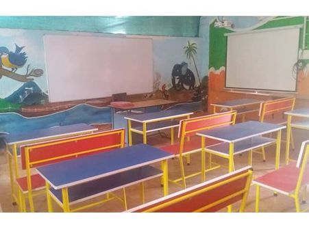 പഠനവും ആസ്വാദനവും: കുരുന്നുകളെ കാത്ത് കൊമ്പനും ആമയും മിക്കിമൗസും, വരവേല്‍പ്പിന് കാഞ്ചിയാര്‍