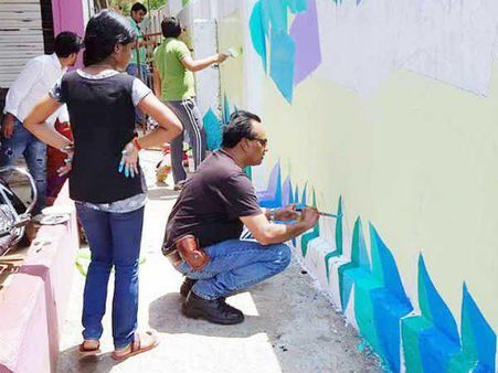 മൂലങ്കാവിലെത്തിയാല്‍ ബഷീറിന്റെ പാത്തുമ്മയെ കാണാം; ചുമര്‍ചിത്രത്തില്‍ അത്ഭുതം വിരിയിച്ച് റഷീദ് ഇമേജും സംഘവും