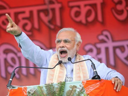 എതിരാളികളെ നിഷ്പ്രഭമാക്കി നരേന്ദ്ര മോദി; വാരാണാസിയില്‍ ഭൂരിപക്ഷം ഒരു ലക്ഷം കടന്നു