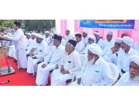 മുഖാവരണ വിഷയത്തില്‍ എംഇഎസിന് താക്കീതെന്ന് സമസ്ത, പ്രക്ഷോപ പഖ്യാപന സംഗമത്തില്‍ ആയിരങ്ങള്‍