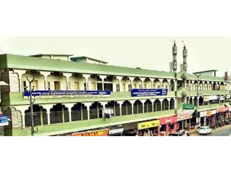 സമസ്തയുടെ ആസ്ഥാനം കോഴിക്കോട് നഗരത്തിലേക്കു മാറ്റുന്നതിനു പിന്നില്‍ വന്‍സാമ്പത്തിക താല്‍പ്പര്യം; ചിലരുടെ കച്ചവട താൽപ്പര്യമെന്ന് ആരോപണം, സംഘടനയില്‍ ആഭ്യന്തരയുദ്ധം!!