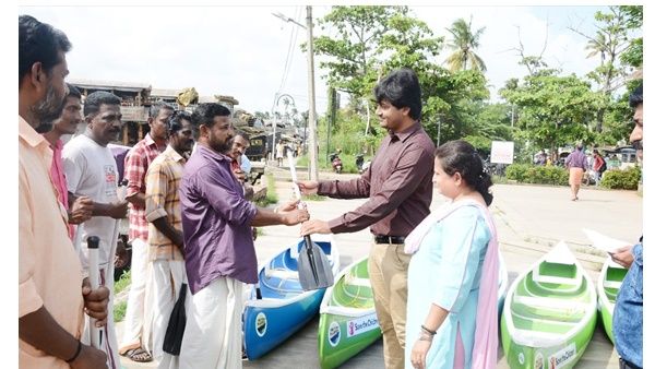 പ്രളയ രക്ഷാപ്രവർത്തനത്തിൽ വള്ളങ്ങൾ തകർന്ന മത്സ്യത്തൊഴിലാളികൾക്ക് 400 വള്ളങ്ങൾ; ഐ ആം ഫോർ ആലപ്പി