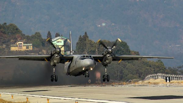 തകര്‍ന്നുവീണ എഎന്‍-32 വിമാനത്തിലെ 13 പേരും മരിച്ചതായി റിപ്പോര്‍ട്ട്; 3 പേര്‍ മലയാളികള്‍