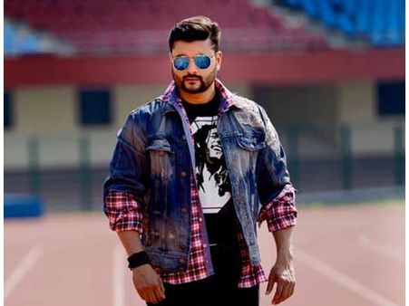 മാധ്യമ പ്രവര്‍ത്തകയെ അപമാനിച്ച സംഭവം: ഒഡീഷ എം.പി അനുഭവ് മോഹന്തിക്കെതിരെ കേസെടുത്തു