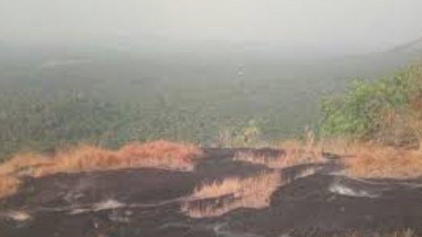 ചെങ്ങോട്ടുമല ഖനനം; അനുമതി നിഷേധിച്ചു, കലക്റ്റര്‍ സ്‌ട്രോങ് , പാരിസ്ഥിതികാഘാത പഠന സമിതിക്ക് വിടാന്‍ നിർദേശം