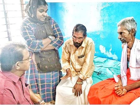 സോഷ്യൽ മീഡിയ പ്രതിഷേധം ഫലം ക‍ണ്ടു; ഒടുവിൽ സഹോദരനെ കാണാൻ ബാലചന്ദ്രൻ ചുള്ളിക്കാടെത്തി