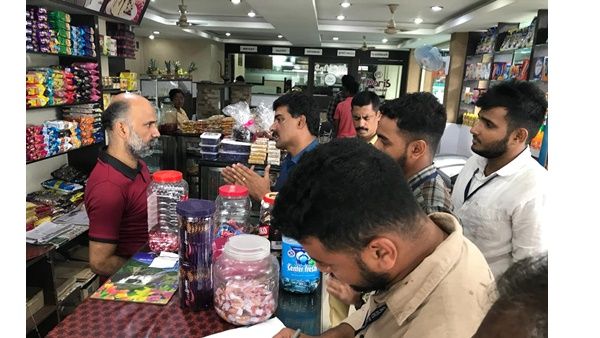 ബാലവേല വിരുദ്ധ ദിനം : 18 വയസ്സില്‍ താഴെയുള്ളവര്‍ നിര്‍ബന്ധിത ജോലി ചെയ്യുന്നുണ്ടോയെന്ന് പരിശോധന