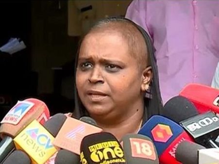 കാന്‍സറില്ലാത്ത രോഗിക്ക് കീമോ; ഡോക്ടര്‍മാര്‍ക്കും സ്വകാര്യ ലാബുകള്‍ക്കുമെതിരെ പോലീസ് കേസെടുത്തു