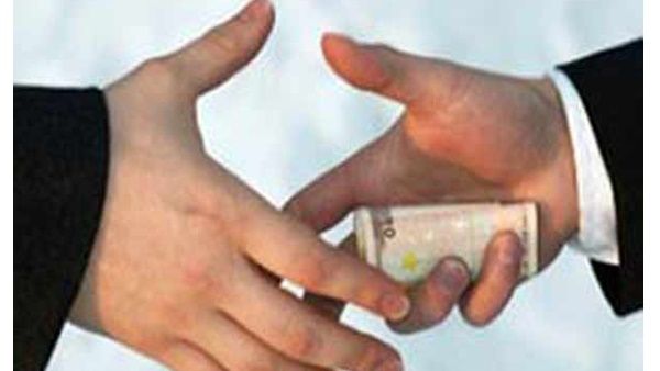 കൈക്കൂലിയില്ലെങ്കിൽ കാര്യം നടക്കില്ല; വിജിലൻസ് റെയ്ഡിൽ കുടുങ്ങി ജോയിന്റ് ആർടിഒ