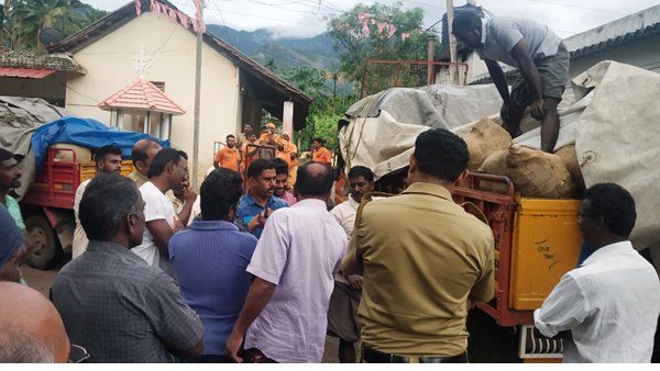 മറയൂര്‍ ശര്‍ക്കരക്ക് ഭൗമസൂചിക പദവി ലഭിച്ചതിന് പിന്നാലെ വ്യാജ ശർക്കര പിടികൂടി; കേരളത്തിലേക്ക് എത്തിക്കാന്‍ ശ്രമിച്ച 6500 കിലോ ശര്‍ക്കര പിടിച്ചു, വ്യാജ ശര്‍ക്കര വില്‍പ്പന നടത്തുന്നവര്‍ക്കെതിരെ കര്‍ശന നടപടിയെന്ന് മന്ത്രി