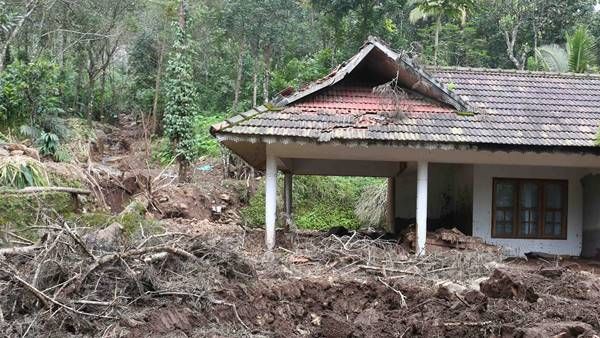 പ്രളയ പുനര്‍നിര്‍മാണം: ഇടുക്കിയില്‍ പുനരധിവാസത്തിന് ചിലവഴിച്ചത് 175 കോടി രൂപ...!!!