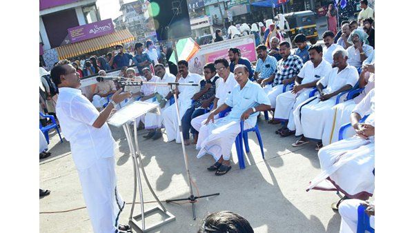 എസ്എഫ്ഐ നേതാക്കള്‍ക്ക് വേണ്ടി പിഎസ്‌സി റാങ്ക് ലിസ്റ്റില്‍ അട്ടിമറി; സംഭവത്തില്‍ ജുഡീഷ്യല്‍ അന്വേഷണം വേണമെന്ന് മുസ്ലിംലീഗ്!