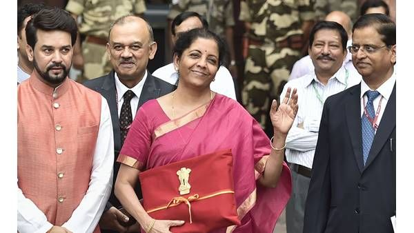 ഇന്ത്യയിലെ ധനികരുടെ മേല്‍ അധിക നികുതി അടിച്ചേല്‍പ്പിച്ച് നിര്‍മല സീതാരാമന്റെ കന്നി ബജറ്റ്