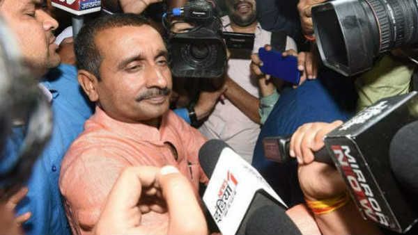 ഉന്നാവോ സംഭവത്തില്‍ ദുരൂഹത അവസാനിക്കുന്നില്ല.... നമ്പര്‍ പ്ലെയ്റ്റില്‍ വിവാദം കത്തുന്നു