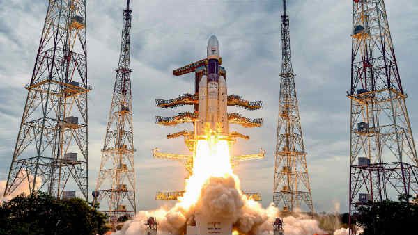 ചാന്ദ്ര ഭ്രമണപഥത്തില്‍ പ്രവേശിച്ച ചന്ദ്രയാന്‍ -2 ചന്ദ്രനോട് കൂടുതല്‍ അടുക്കുന്നു: ഐഎസ്ആര്‍ഒ