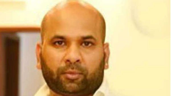 ഡിഎന്‍എ പരിശോധനാഫലം വരും മുമ്പേ ബിനോയ് കോടിയേരി ശബരിമലയില്‍; കൂടെ രണ്ട് മക്കളും