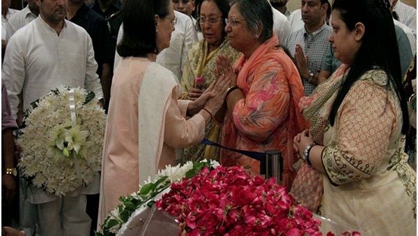 അരുണ്‍ ജെയ്റ്റ്ലിക്ക് രാജ്യം വിടചൊല്ലുന്നു; സംസ്കാരം വൈകീട്ട് നിഗം ബോധ്ഘട്ടില്‍