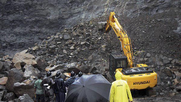 മഴ മാറി... പ്രളയം, ഉരുൾപൊട്ടൽ എല്ലാം മറന്നു; ഖനനത്തിന് ഏർപ്പെടുത്തിയ നിയന്ത്രണം പിൻവലിച്ചു!