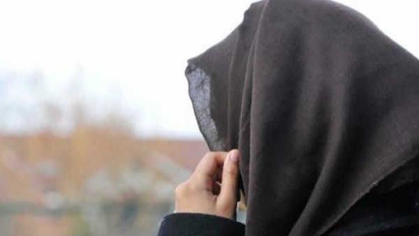 മുത്തലാഖ് ചൊല്ലിയതിന് പരാതി....യുവതിയെ മകളുടെ മുന്നിലിട്ട് ഭര്‍ത്താവ് തീക്കൊളുത്തി!!