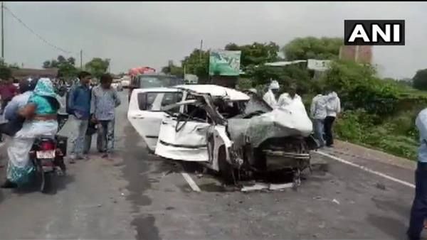 ഉന്നാവ് വാഹനാപകടം; കുൽദീപ് സിംഗിനെ ചോദ്യം ചെയ്യാൻ സിബിഐക്ക് അനുമതി, അന്വേഷണസംഘം വിപുലീകരിച്ചു