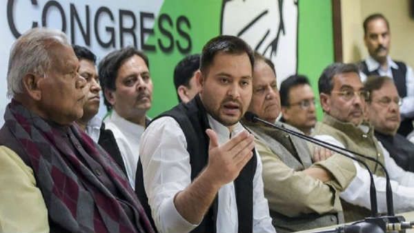 അടിച്ചുപിരിഞ്ഞ് മഹാസഖ്യം നേതാക്കള്‍; എല്ലാ പാര്‍ട്ടികളും മല്‍സര രംഗത്ത്, പരസ്പരം പഴിചാരി