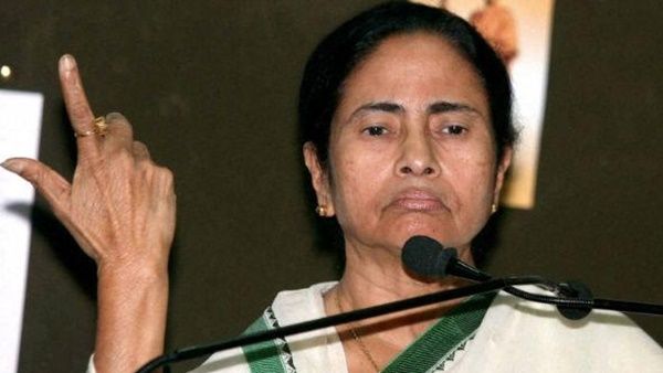 മമതാ ബാനർജിയുടെ തലയോട്ടി തകർത്ത പ്രതിയെ കുറ്റ വിമുക്തനാക്കി; 29 വർഷങ്ങൾക്ക് ശേഷം