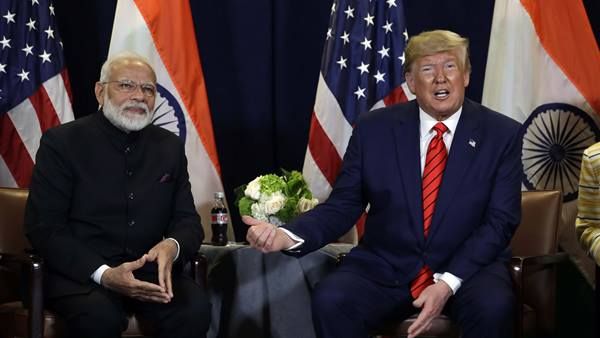 ഇന്ത്യ- യുഎസ് വ്യാപാര കരാർ ഉടനെന്ന് ഡൊണാൾഡ് ട്രംപ്: ഹൌഡി മോദിക്കെത്തിയ ട്രംപിന് നന്ദി പറഞ്ഞ് മോദി