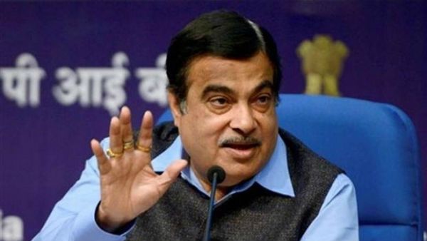 നിർമല സീതാരാമന്റെ പ്രസ്താവന വളച്ചൊടിച്ചു: കേന്ദ്രമന്ത്രിക്ക് പ്രതിരോധം തീർത്ത് നിതിൻ ഗഡ്കരി!!