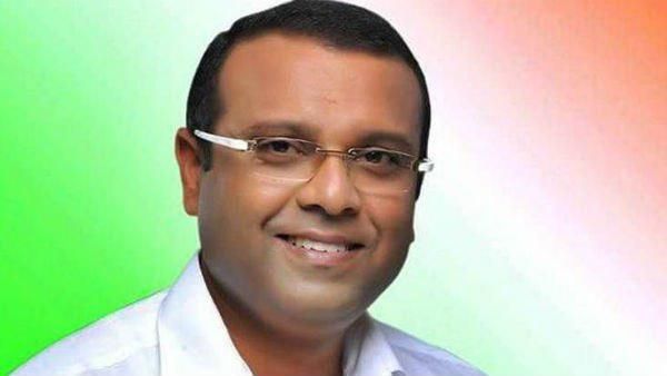 ശ്രീധരൻ പിള്ളയെ തള്ളി തുഷാർ വെള്ളാപ്പള്ളി; ചെക്ക് കേസിൽ രാഷ്ട്രീയമില്ല, എല്ലാവരും സഹായിച്ചു!!