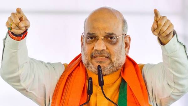 ചരിത്രം മാറ്റിയെഴുതണോ? 1857 കലാപവും വീര്‍ സവര്‍ക്കറും തമ്മിലെന്ത്, അമിത് ഷാ പറയുന്നതെന്ത്?