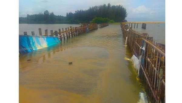 ചൂട്ടാട് ബീച്ച് അപകടക്കെണിയൊരുക്കുന്നു: മദ്രസാ വിദ്യാര്‍ഥിയെ കടലില്‍ കാണാതായി