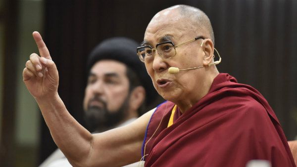 ചൈനയില്‍ സര്‍ക്കാര്‍ ജോലിക്ക് പുതിയ മാനദണ്ഡം: ഇരകളാവുന്നത് ടിബറ്റന്‍ ജനത, ലാമയെ തള്ളിപ്പറയണം!!