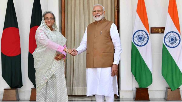 ഹസീനയ്ക്ക് മുന്നില്‍ എന്‍ആര്‍സി ഉന്നയിച്ച് മോദി...ബംഗ്ലാദേശുമായി ഇന്ത്യ ബന്ധം ശക്തിപ്പെടുത്തും!!
