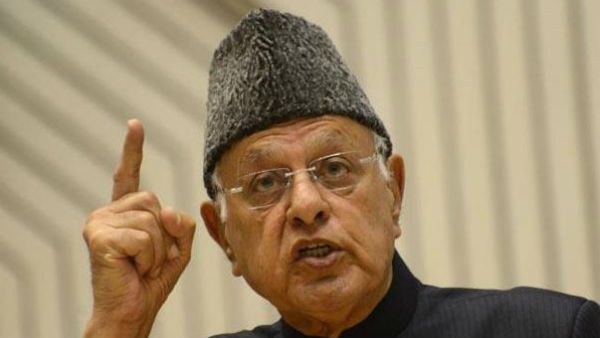 ശ്രീനഗറില്‍ സ്ത്രീകളുടെ പ്രക്ഷോഭം.... ഫാറൂഖ് അബ്ദുള്ളയുടെ സഹോദരിയും മകളും കസ്റ്റഡിയില്‍!!