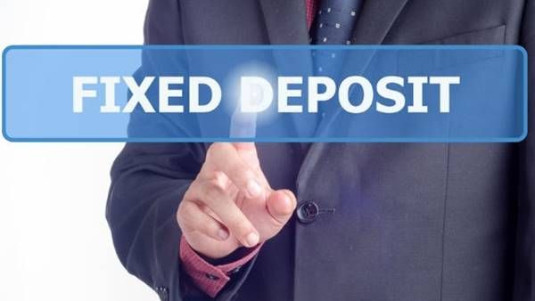 സ്ഥിരനിക്ഷേപത്തിന്റെ നിരക്ക് കുറയ്ക്കുന്നത് തിരിച്ചടിയാവുന്നത് 4 കോടി മുതിര്‍ന്ന പൗരന്മാര്‍ക്ക്!!