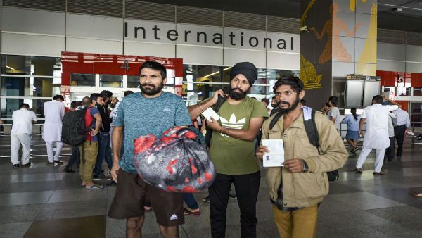 മെക്സിക്കോ തിരിച്ചയച്ച ഇന്ത്യക്കാർ ദില്ലിയിലെത്തി; അനധികൃത കുടിയേറ്റക്കാർക്കുള്ള സന്ദേശമെന്ന് യുഎസ്