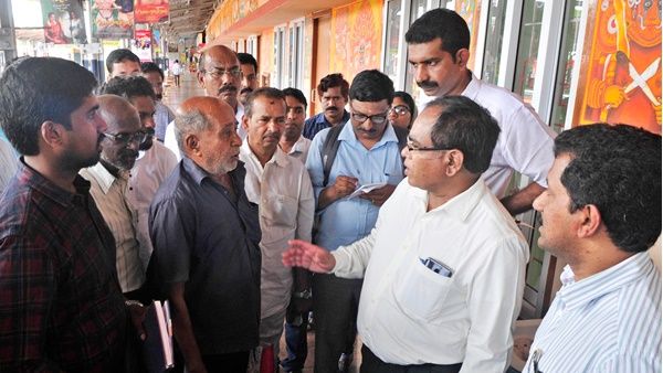 കണ്ണൂര്‍ റെയില്‍വേ സ്‌റ്റേഷന്‍ നാലാം പ്ലാറ്റ്‌ഫോം വൈകും: തടസം പെട്രോളിയം ഡിപ്പോയെന്ന് ഡിആര്‍എം