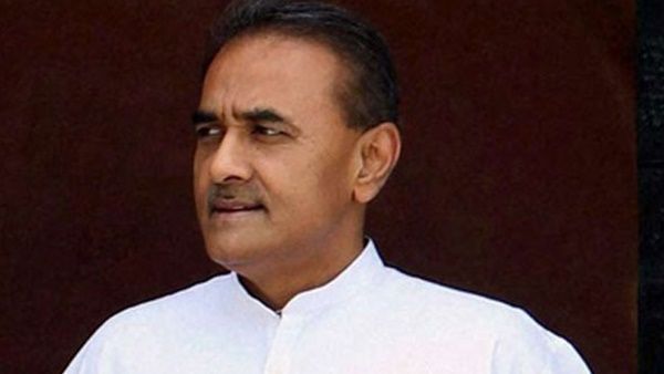 മുൻ കേന്ദ്രമന്ത്രി പ്രഫുൽ പട്ടേലിന് എൻഫോഴ്സ്മെന്റ് നോട്ടീസ്; ചോദ്യം ചെയ്യലിന് ഹാജരാകണം