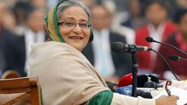 ഇന്ത്യ-ബംഗ്ലാദേശ് ഡേ-നൈറ്റ് ടെസ്റ്റ്: ബംഗ്ലാദേശ് പ്രധാനമന്ത്രി ഷെയ്ഖ് ഹസീന കൊല്‍ക്കത്തയിലെത്തി