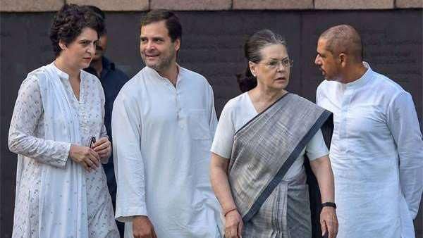 ഗാന്ധി കുടുംബത്തിന്റെ എസ്പിജി സുരക്ഷ പിന്‍വലിച്ചു... ഇനി സെഡ് പ്ലസ് സുരക്ഷ, തീരുമാനം ഇങ്ങനെ