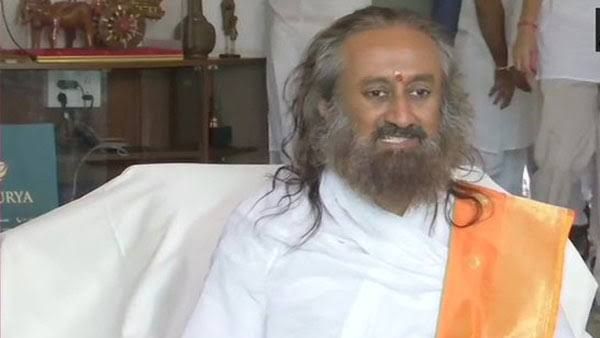 അയോധ്യ തര്‍ക്ക ഭൂമി കേസ്; മുസ്ലിങ്ങള്‍ റിവ്യൂ ഹര്‍ജി നല്‍കുന്നതിനെതിരെ ശ്രീ ശ്രീ രവിശങ്കര്‍