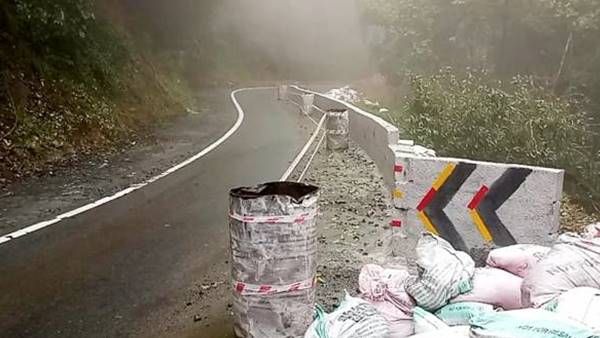 നിരോധനം നീക്കി: മാക്കൂട്ടം ചുരം റോഡിൽ ടൂറിസ്റ്റ് ബസുകൾക്ക് സർവീസ് തുടങ്ങി'