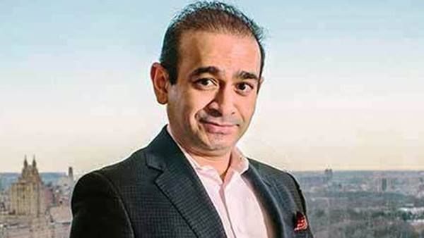 കമ്പനി ഡയറക്ടറെ ഭീഷണിപ്പെടുത്തി: നീരവ് മോദിക്കെതിരെ ക്രിമിനല്‍ ഭീഷണിക്കുറ്റം ചുമത്തി സിബിഐ!!