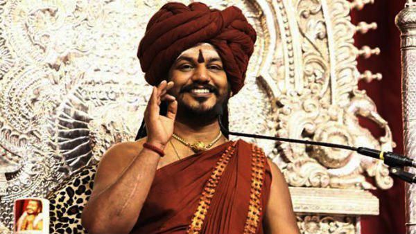 നിത്യാനന്ദയ്ക്കെതിരെ 'ബ്ലൂ കോർണർ നോട്ടീസ്' നൽകാൻ പോലീസ്; ഇന്റർപോൾ സഹായം തേടി!