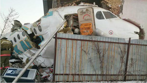 100 യാത്രക്കാരുമായി സഞ്ചരിച്ച വിമാനം കസാഖിസ്ഥാനില്‍ തകര്‍ന്നു !! 9 മരണം