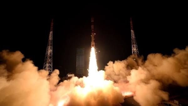 അന്‍പതാമത്തെ വിക്ഷേപണത്തിനൊരുങ്ങി പിഎസ്എല്‍വി: