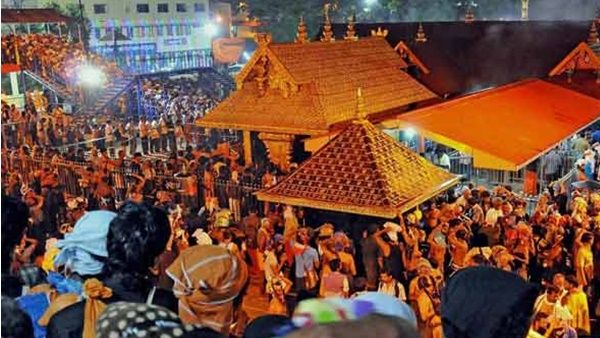 ശബരിമല: രഹ്ന ഫാത്തിമയുടെ ഹര്‍ജി സുപ്രീം കോടതി വെള്ളിയാഴ്ച്ച പരിഗണിക്കും