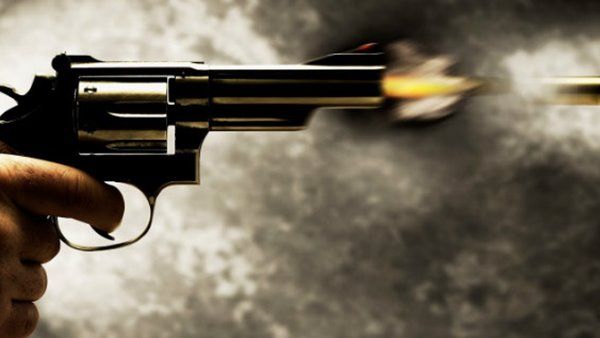 കോഴിക്കോട് യുവാവ് വെടിയേറ്റ് മരിച്ചു; ഒരാൾ കസ്റ്റഡിയിൽ? വെടിപൊട്ടിയത് അബദ്ധത്തിലെന്ന് സൂചന!